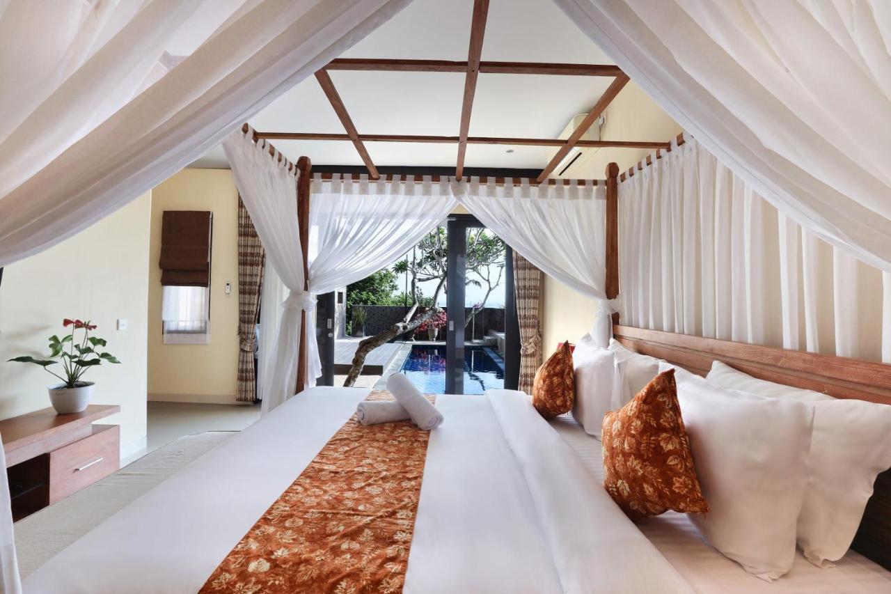 Villa Mayasari 6 Bed Rooms Nusa Dua  Exterior photo